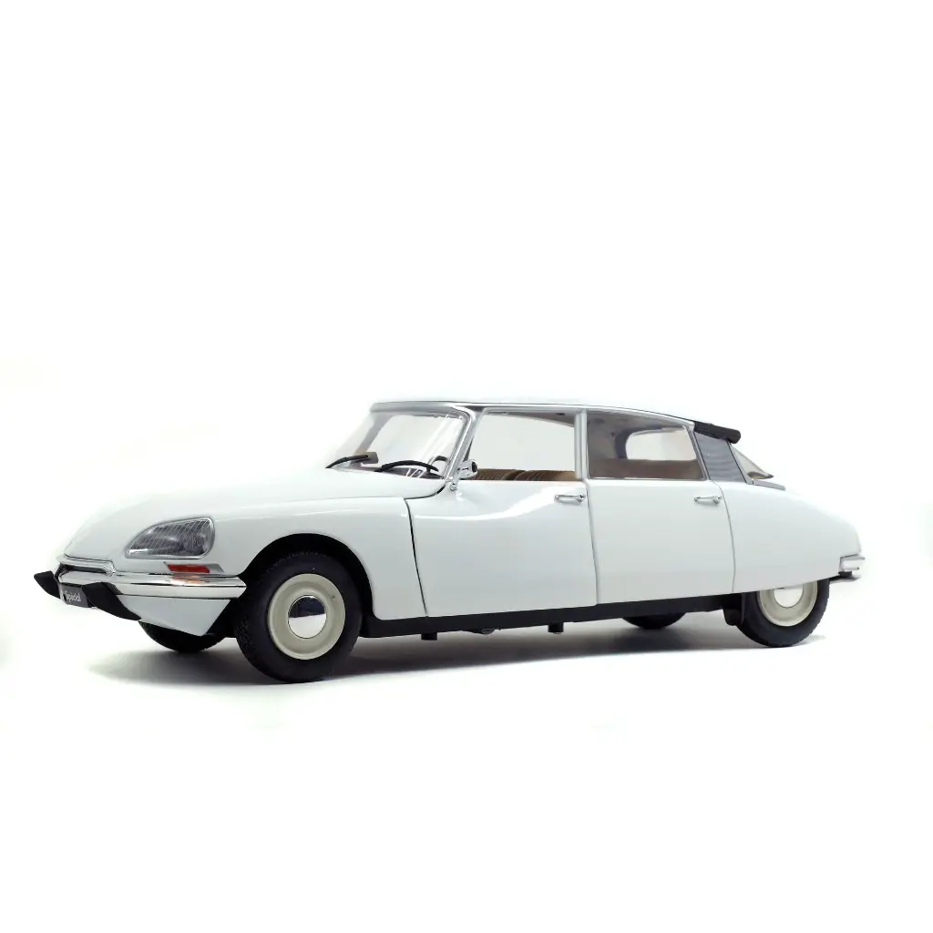 citroen-d-special-blanche-1972-01.webp