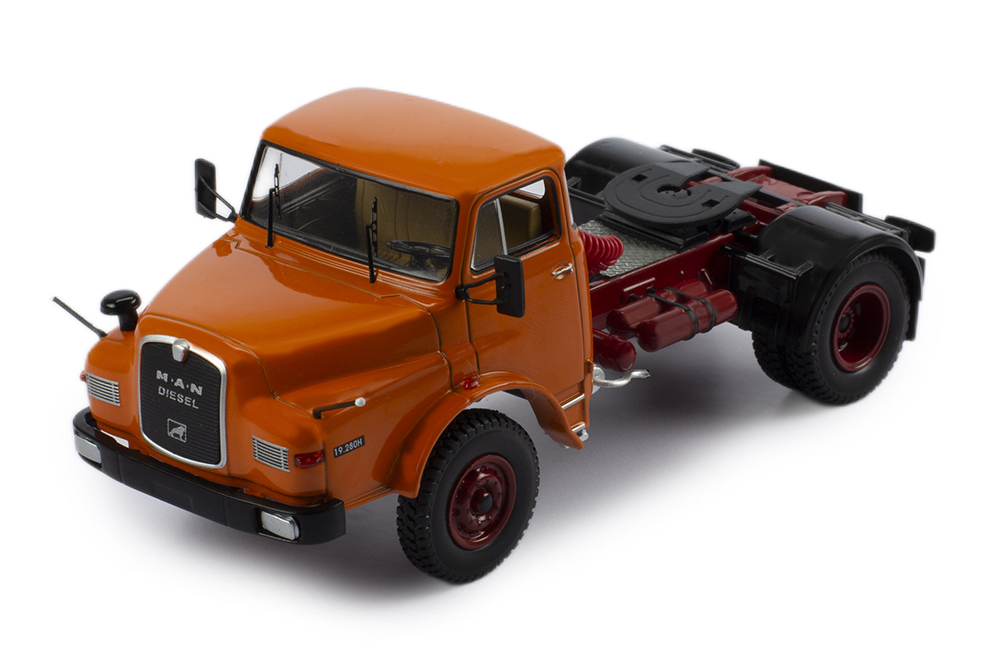 Mô hình xe đầu kéo IXO 1:43 Man 19.280H 1971 Orange - TR155.22