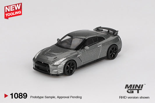 [PRE-SALE 11/2025] Mô hình xe Mini GT 1:64 Mini GT 1:64 NISSAN GT-R 2013 Dark Metal Gray MGT01089