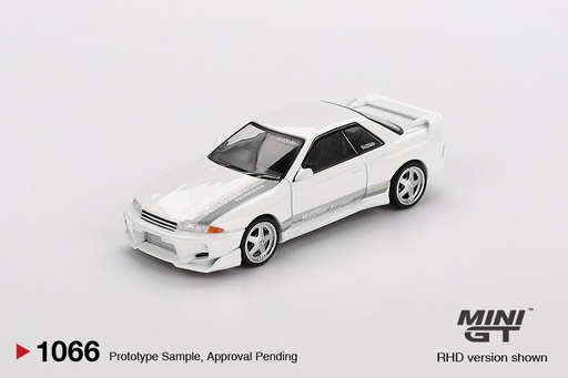 [PRE-SALE 09/2025] Mô hình xe Mini GT 1:64 Nissan-Skyline-GT-R-(R32)-VeilSide-Combat-C-I White - MGT01066
