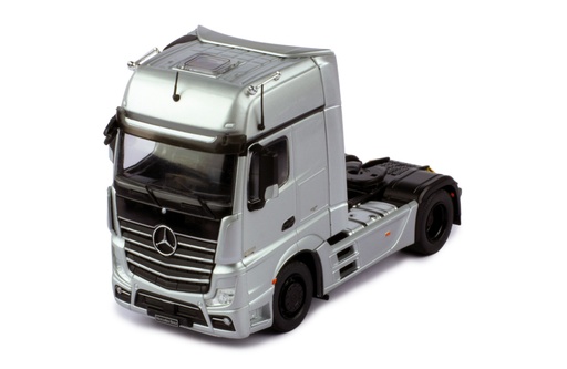 Mô hình xe đầu kéo IXO 1:43 Mercedes-Benz Actros Mp4 Silver - TR124.22